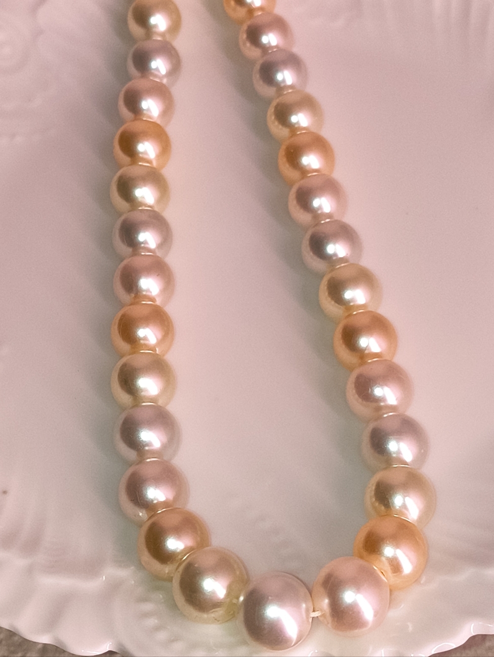 Bubble Gum Ball Style Faux Tri Color Pearls Necklace Choker Short Pink Princess